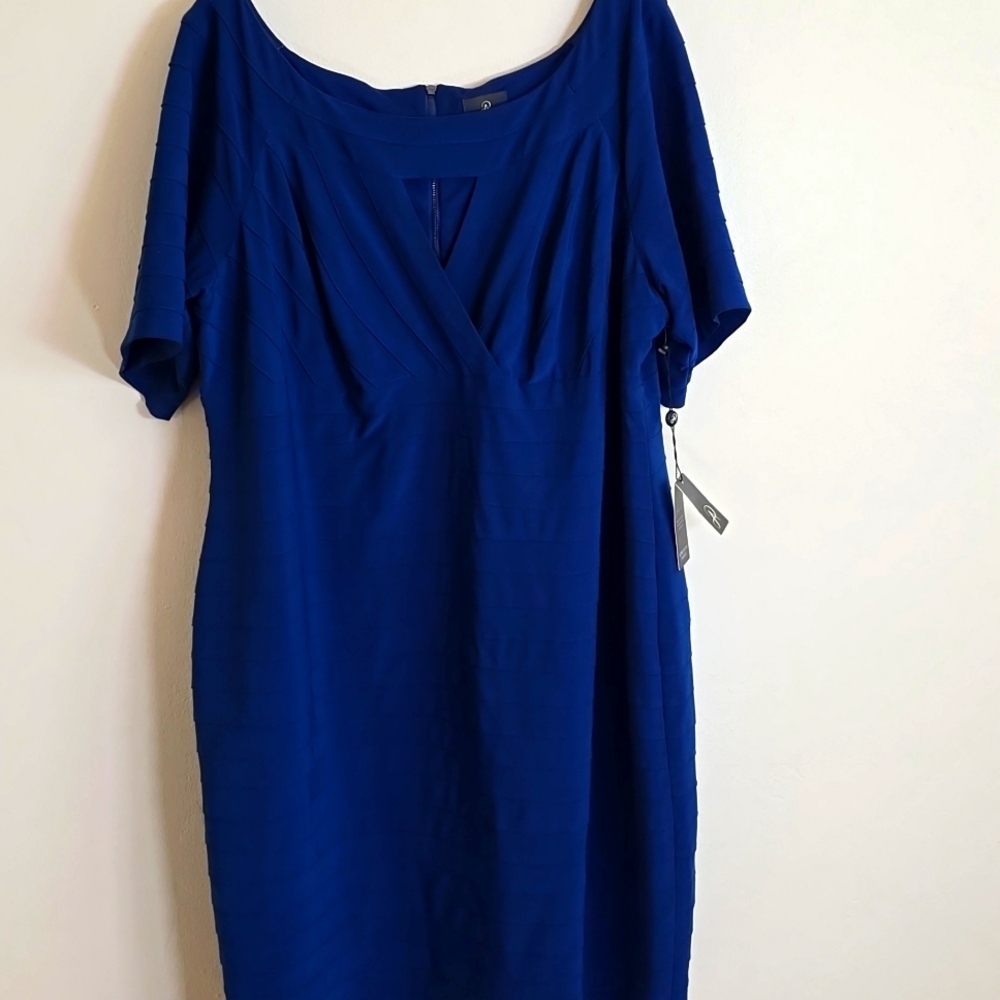 Adrianna Papell Blue Short Sleeve Stretch Bandage Dress Size 24W new